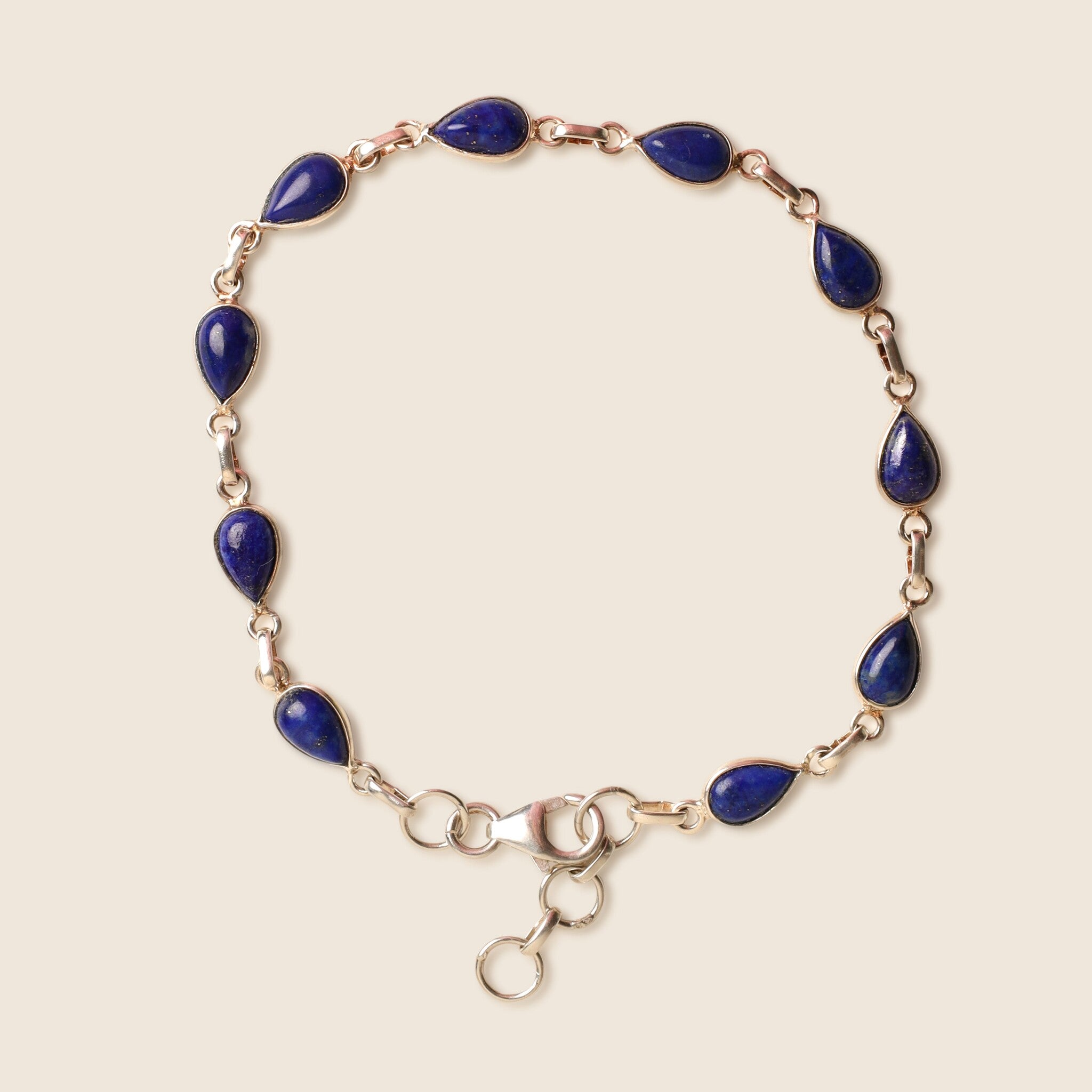 Edelsteen sieraden blauwe edelsteen detail