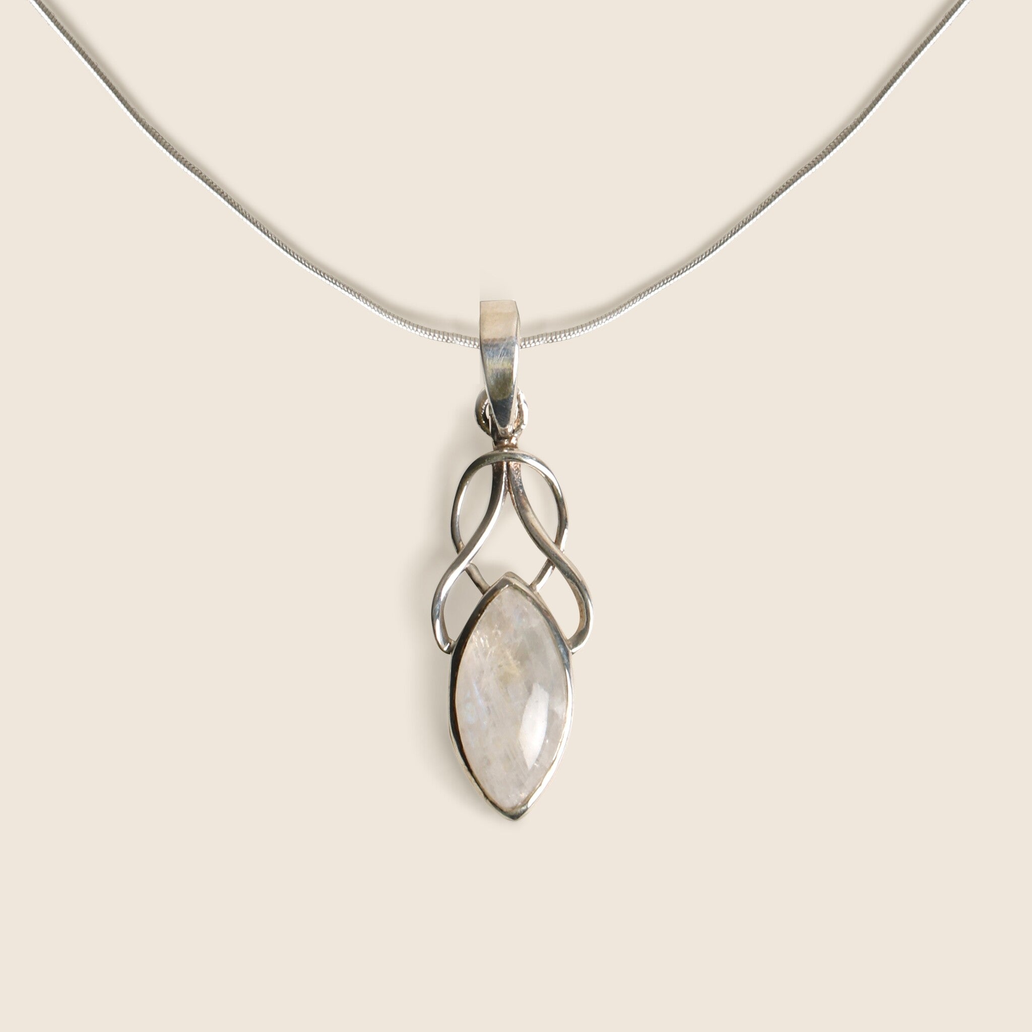 Edelsteen sieraden maansteen close up